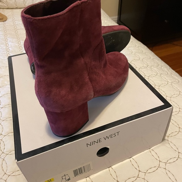 Gently worn NineWest boots. Cabernet is the color, basically wine. - Picture 4 of 7